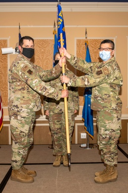 Yang takes command of the 192nd MDG as Price retires