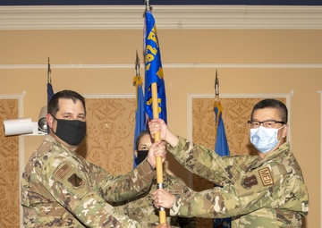 Yang takes command of the 192nd MDG as Price retires