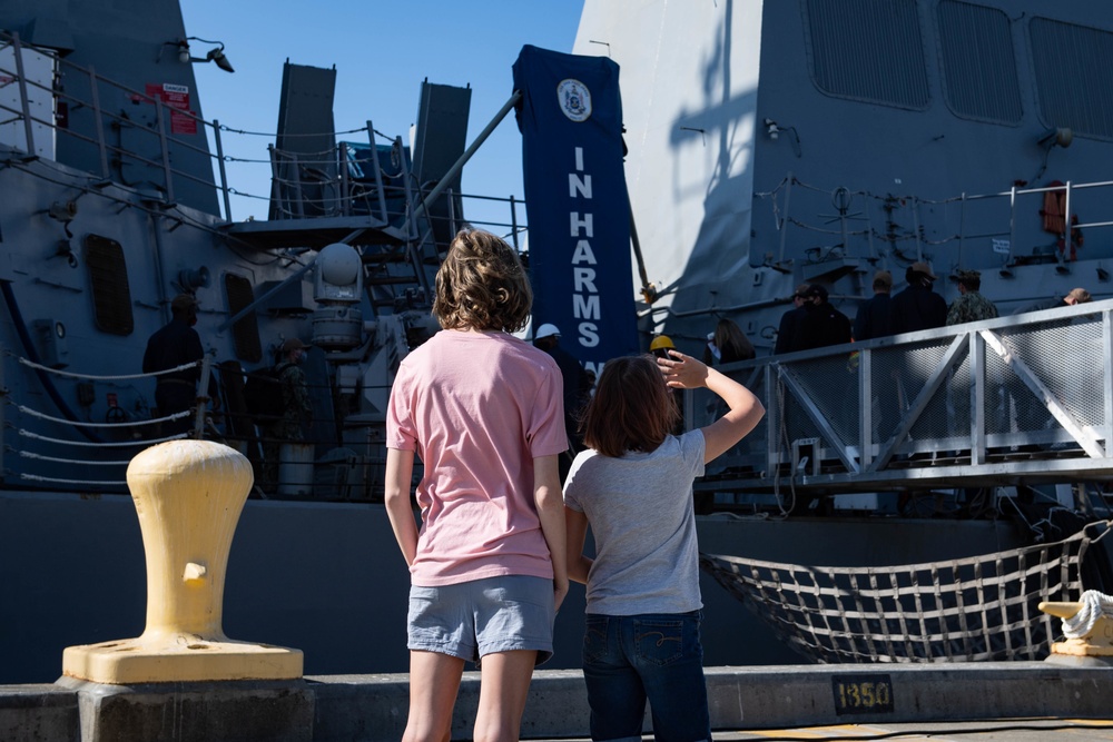 USS John Paul Jones Shifts Homeport to Everett