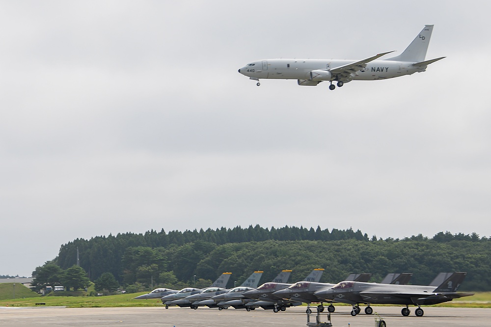 VMFA-121 Trains at Misawa Air Base