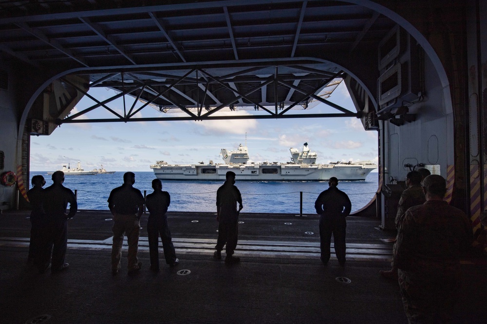 USS America (LHA 6) Sails in Formation with Ships from U.S. Navy, Royal Navy, Royal Netherlands Navy, Japan Maritime Self-Defense Force