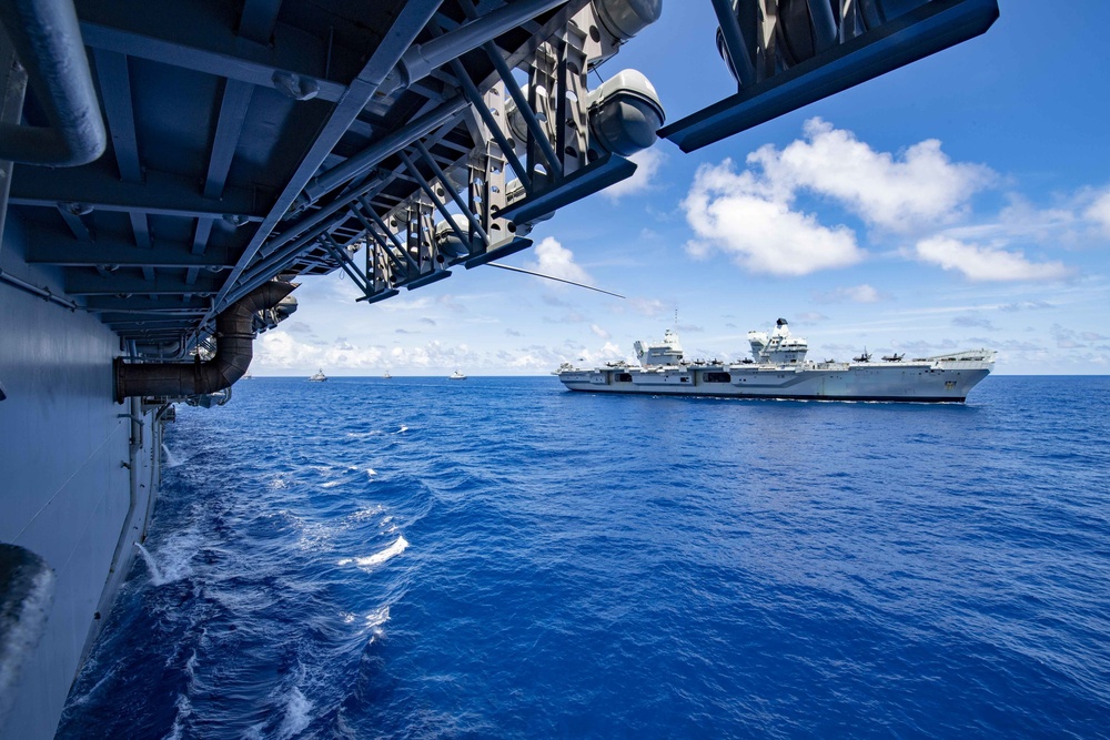 USS America (LHA 6) Sails in Formation with Ships from U.S. Navy, Royal Navy, Royal Netherlands Navy, Japan Maritime Self-Defense Force