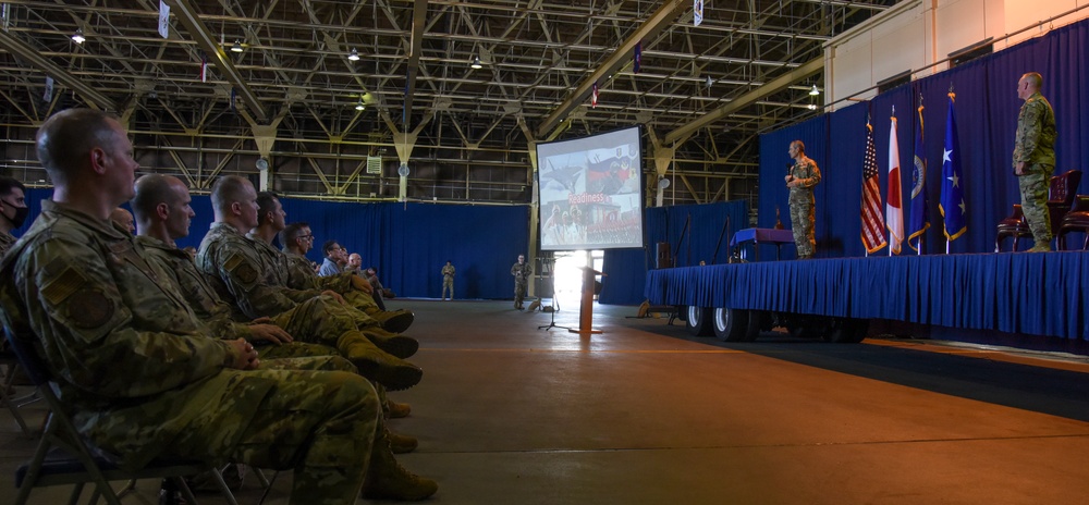 Pacific Air Forces Commander visits Misawa Air Base