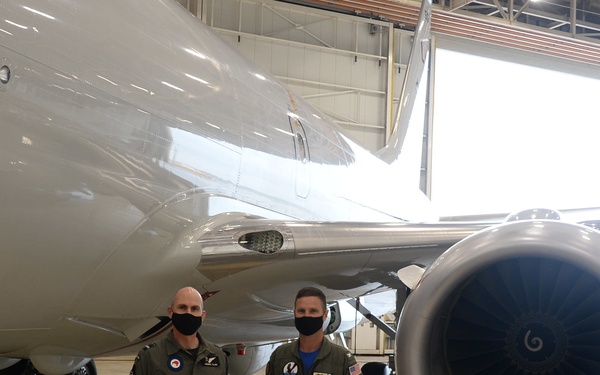 RNZAF AVM Visits VP-30