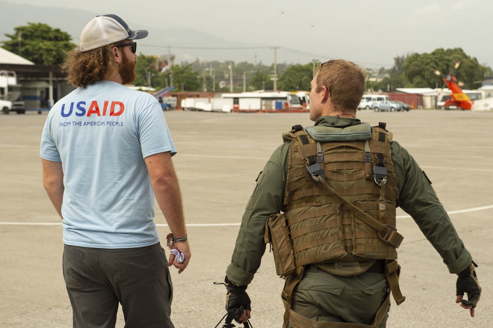 HSC 26 Delivers Food To Haitians