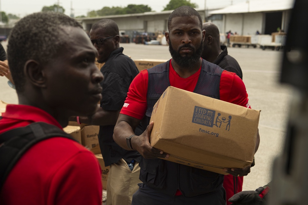 HSC 26 Delivers Food To Haitians