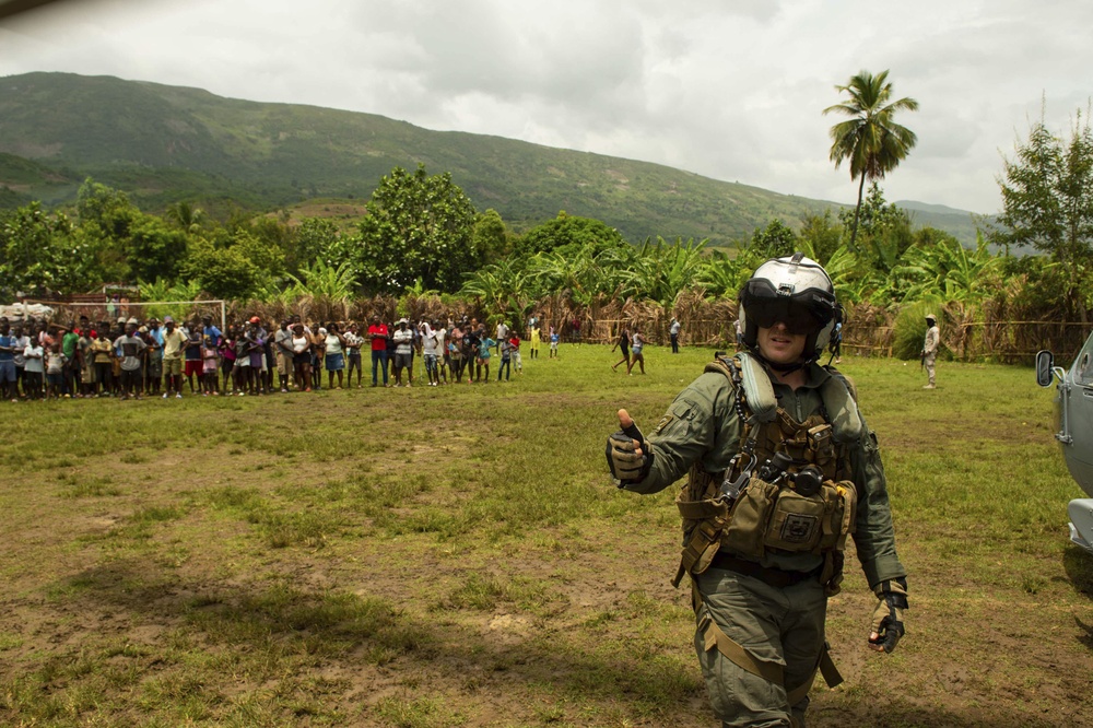 HSC 26 Delivers Food To Haitians