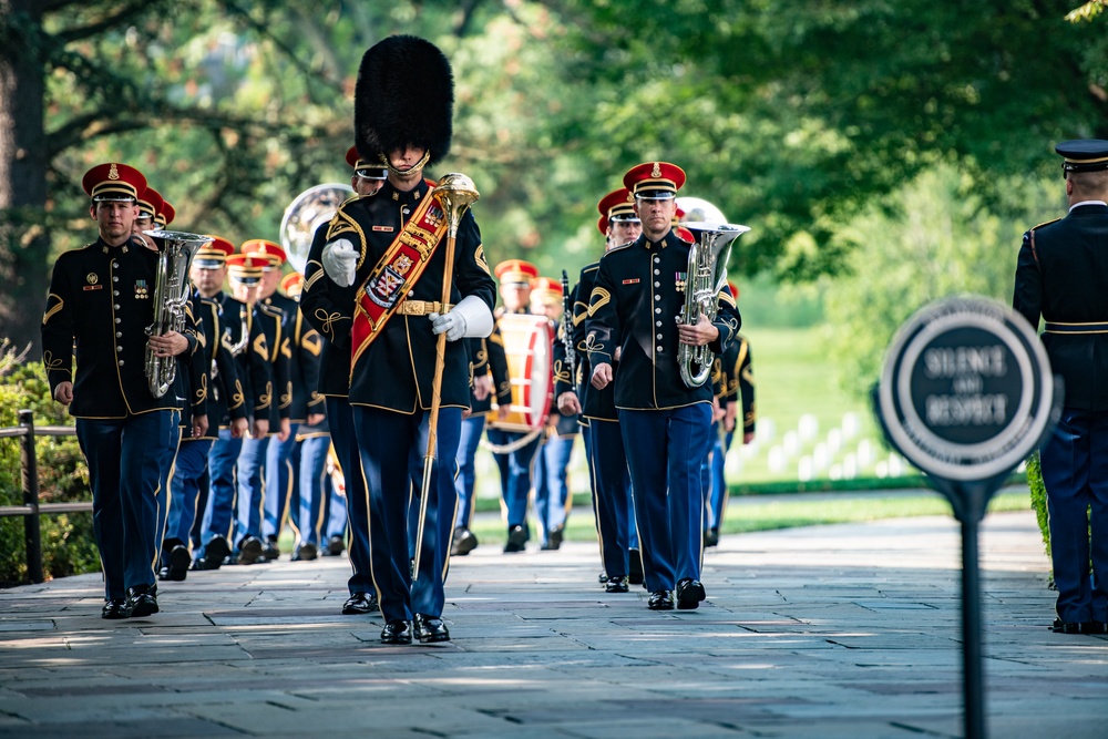 U.S. Park Police Participate in an Army Full Honors Wreath-Laying Ceremony at the Tomb of the Unknown Soldier