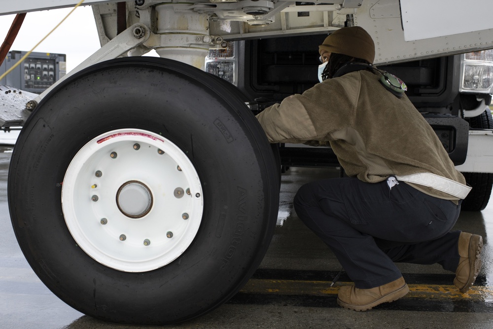 718th AMXS maintainers recover an E-3 Sentry during RED FLAG-Alaska 21-3