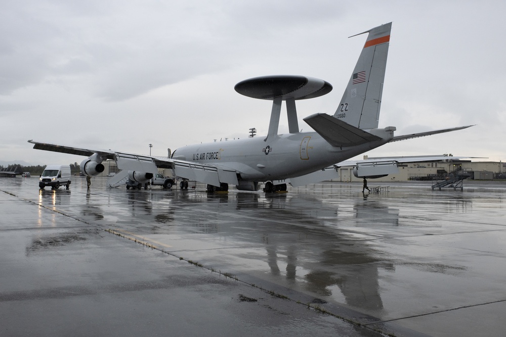 718th AMXS maintainers recover an E-3 Sentry during RED FLAG-Alaska 21-3