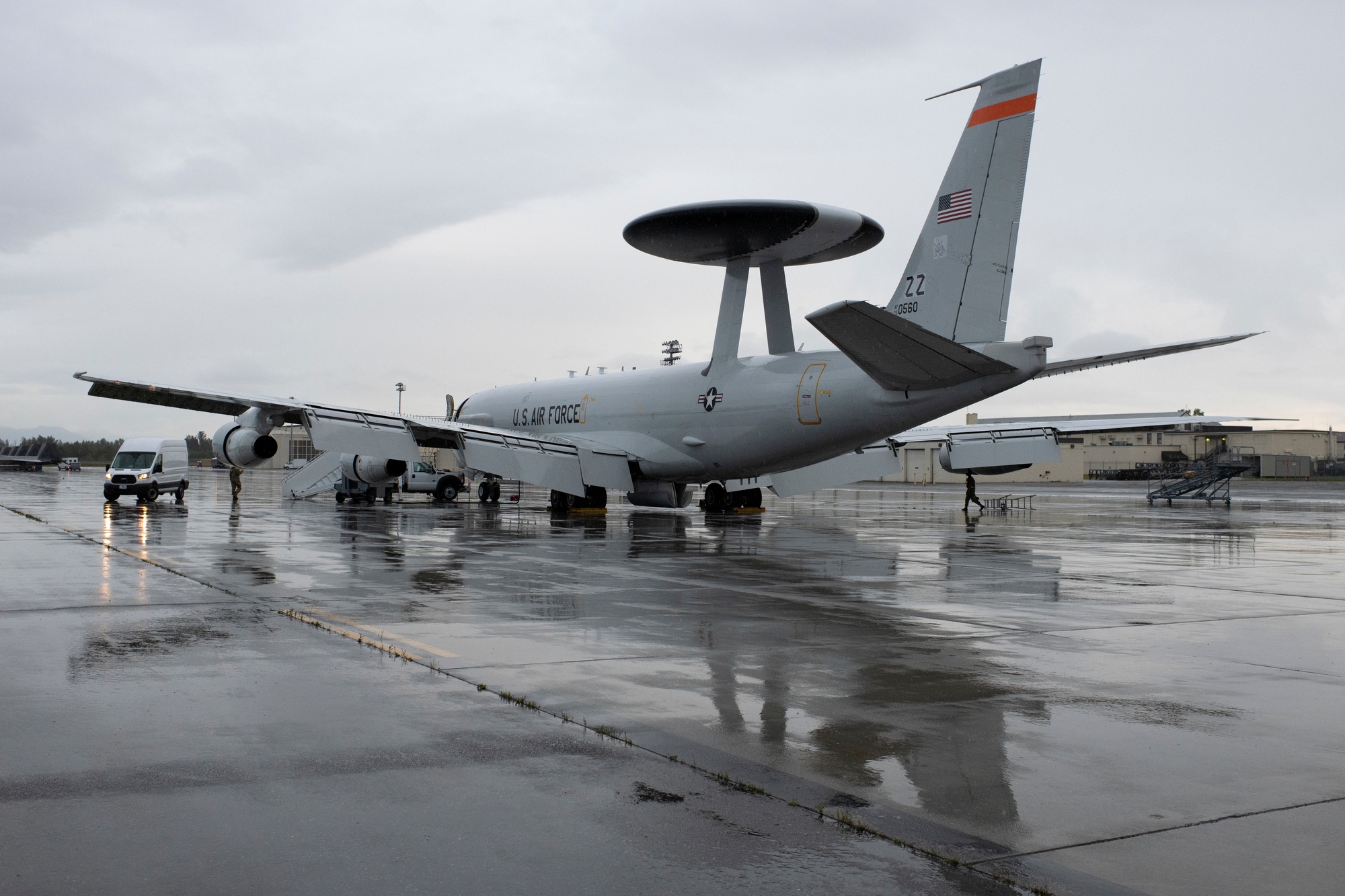 DVIDS - Images - 718th AMXS maintainers recover an E-3 Sentry
