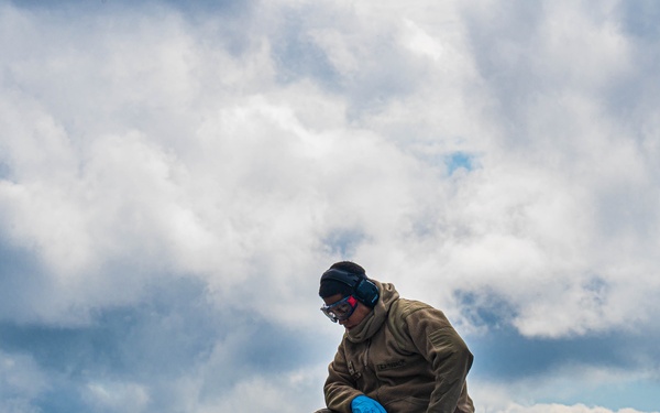 Maintainers: Keeping the F-22 in the fight
