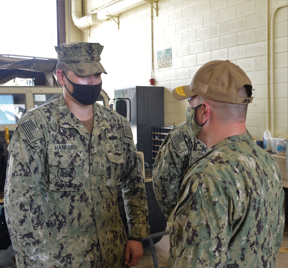 Rear ADM. Nicholson thanks NMCB 1 Seabee for his support to the UK strike Group 21 sailors