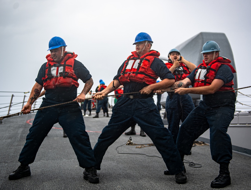 USS O'Kane (DDG 77) Conducts Replenishment-at-Sea