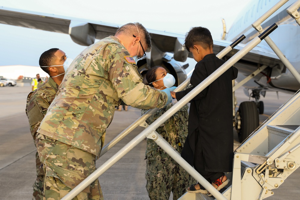 Afghanistan evacuees arrive at NAS Sigonella