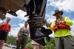 Boating fun and fundamentals: Pittsburgh District hosts motorboat training
