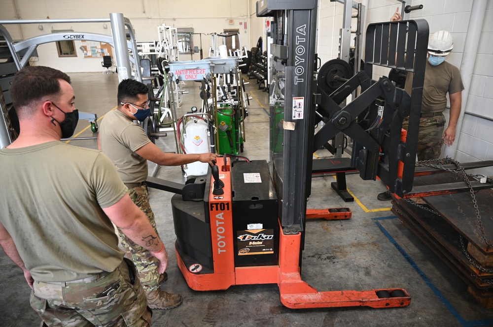 Photo of Aerospace Ground Equipment Specialists Conducting Training