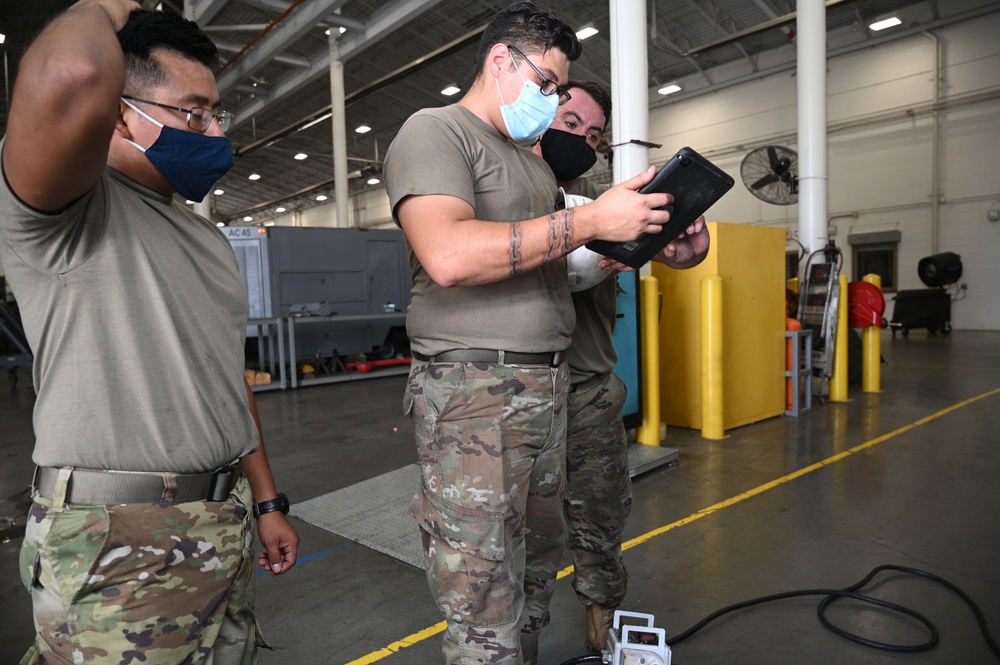 Photo of Aerospace Ground Equipment Specialists Conducting Training