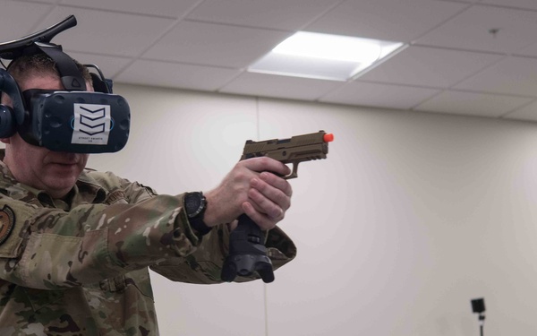 18th Air Force Command Chief visits McConnell