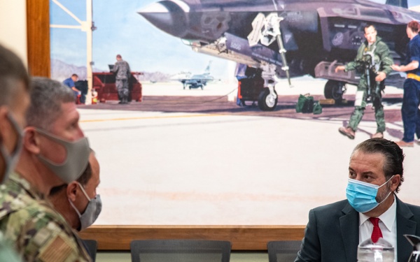 Arizona Attorney General visits Luke