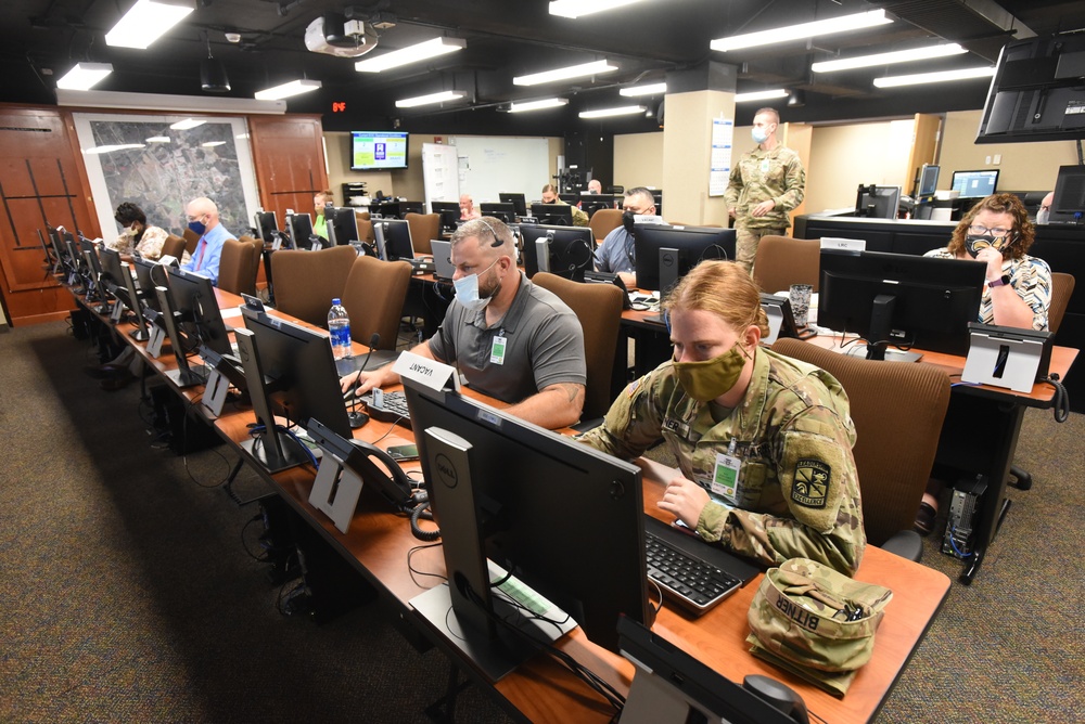 Fort Knox emergency service departments partner with area agencies during crisis exercise