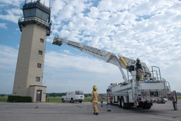 Fort Knox emergency service departments partner with area agencies during crisis exercise