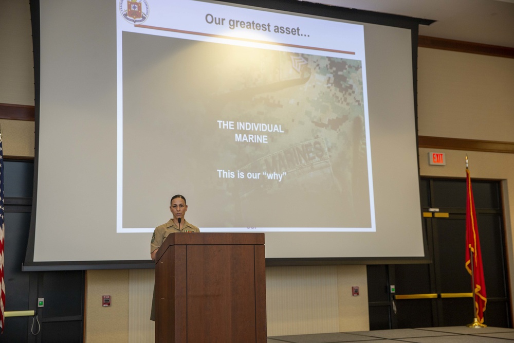 Top Enlisted Marine hosts Senior Enlisted Symposium