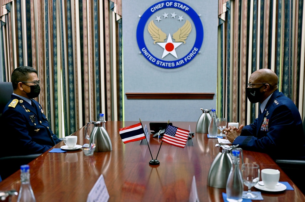 CSAF Gen. Brown meets Thai Air Force chief of the air staff