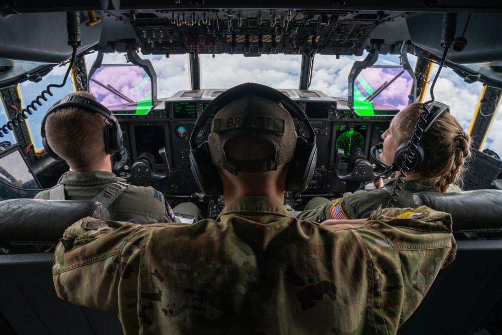 39th Airlift Squadron conducts training sortie during RED FLAG-Alaska