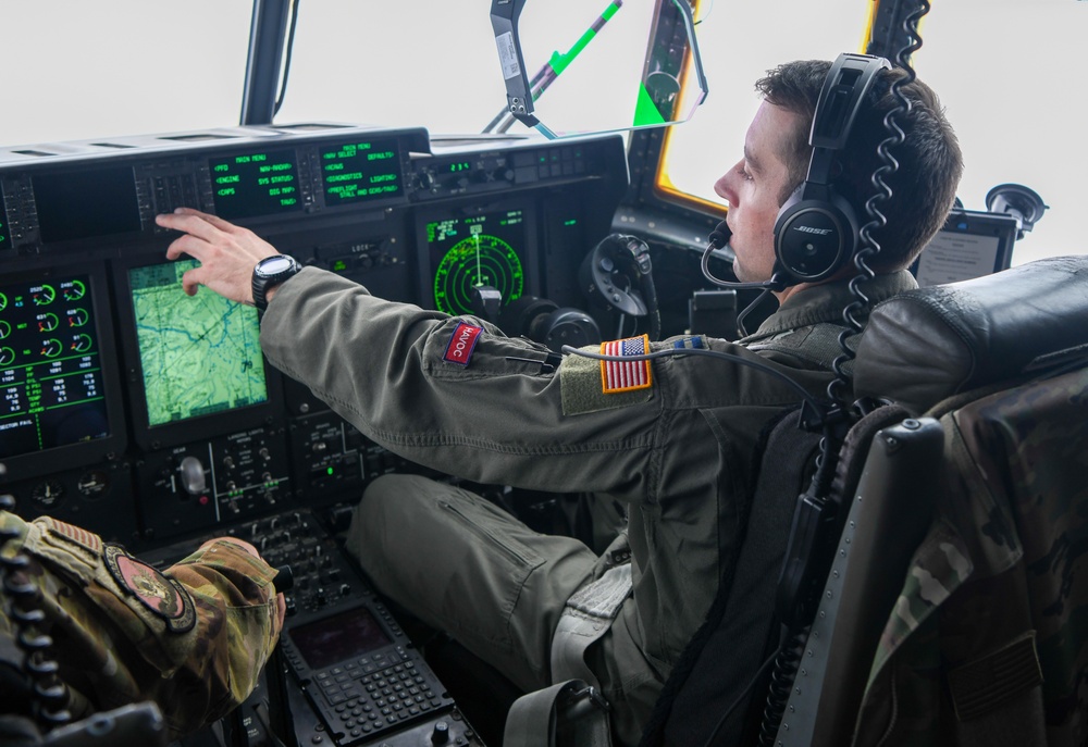 39th Airlift Squadron flies training sortie with Royal Australian Air Force Aviators