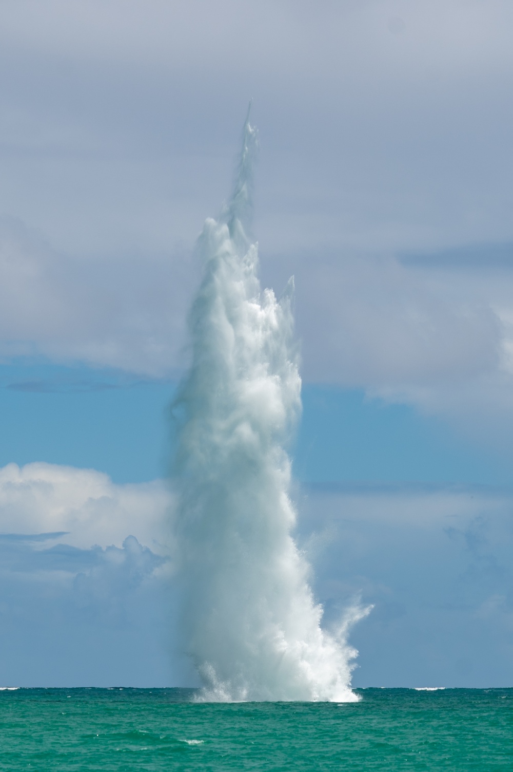 MDSU ONE DET EOD Remove Unexploded Ordnance From Kaneohe Bay