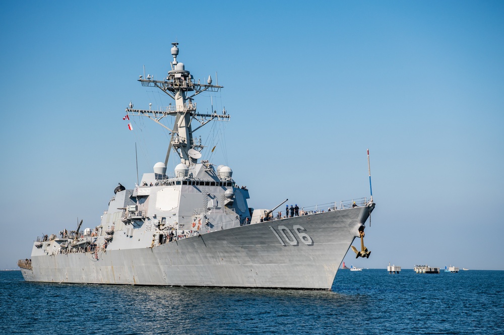USS Stockdale arrives at Commander, Fleet Activities Yokosuka for scheduled port visit