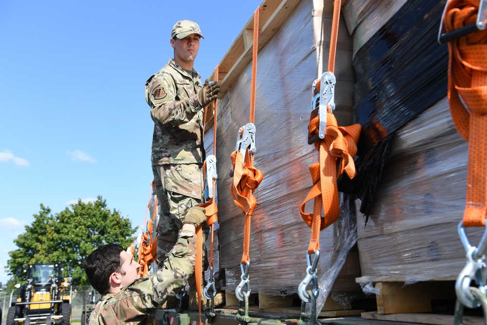 Spangdahlem AB delivers cots to support Afghanistan evacuations