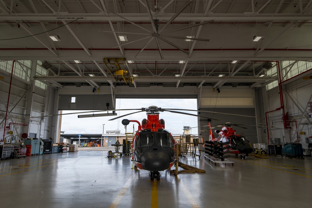 Coast Guard Air Station New Orleans prepares for Hurricane Ida