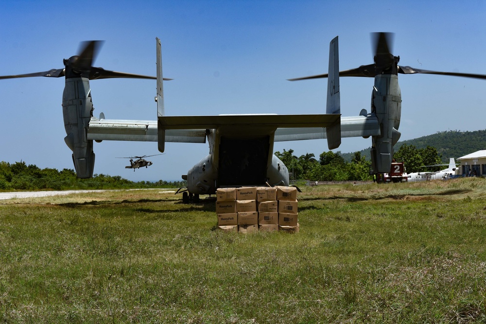 Joint Task Force - Haiti delivers humanitarian aid to Jeremie, Haiti