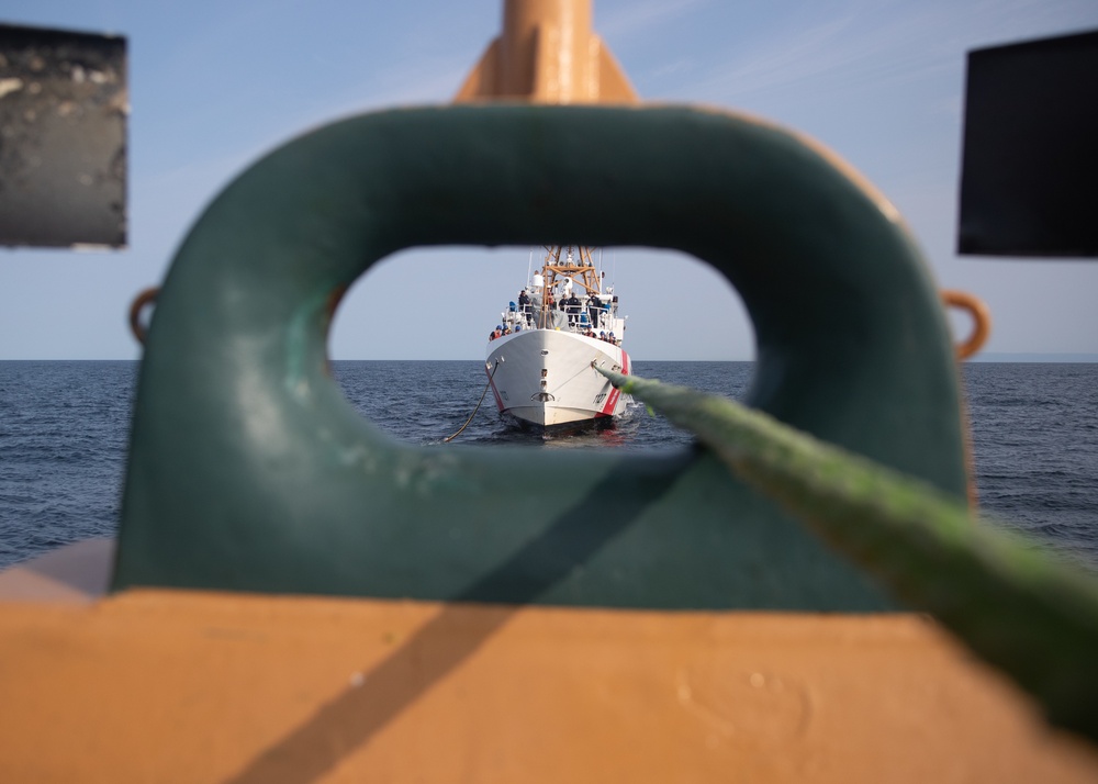 Escanaba and Richard Snyder fueling at sea