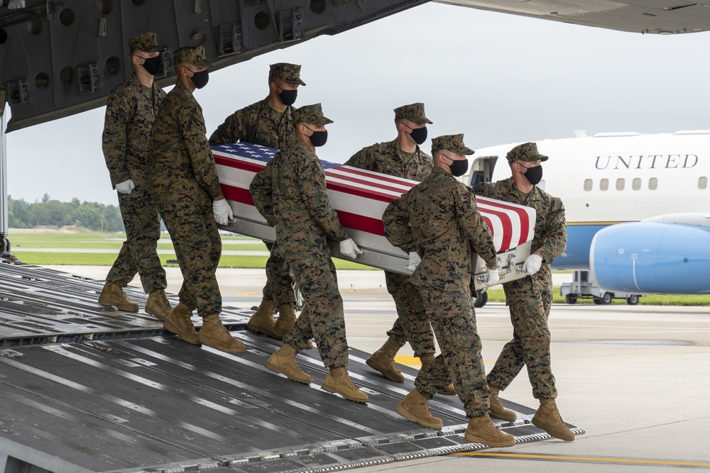 Marine Corps Sgt. Gee honored in dignified transfer Aug. 29