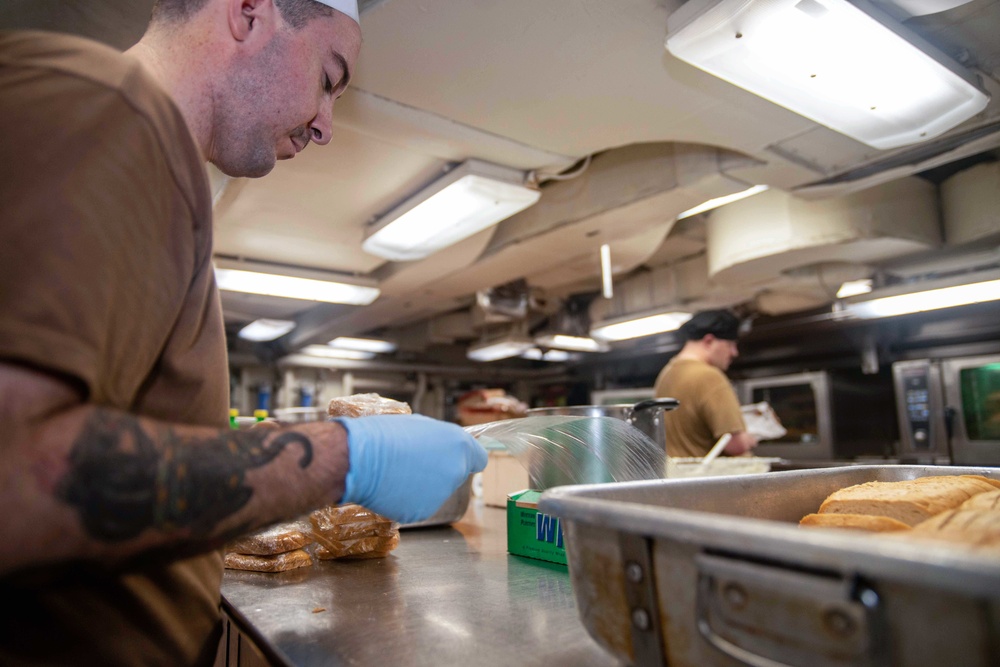 USS Ronald Reagan (CVN 76) Bakery