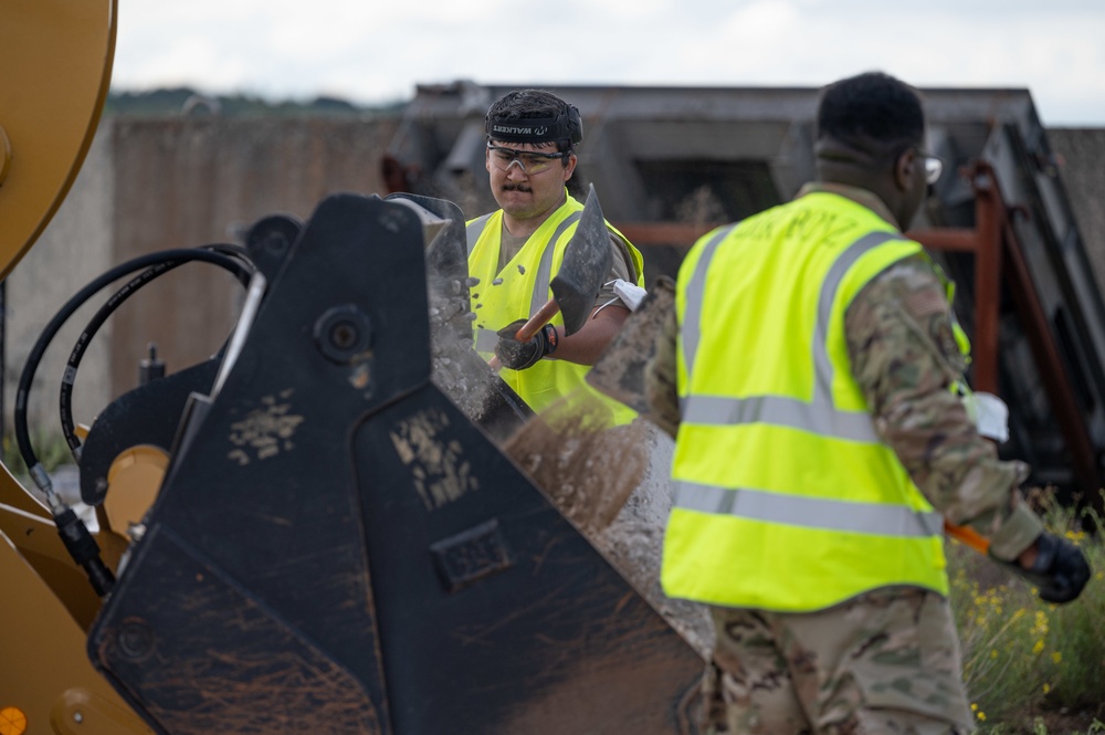 48th CES Airmen sharpen their RADR skills