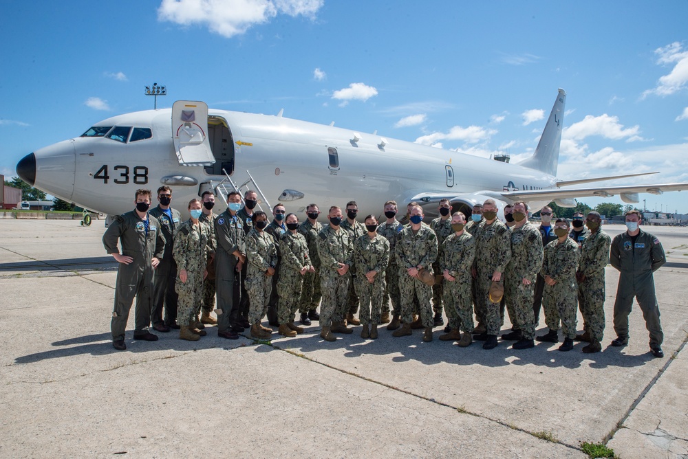 VP-5 Visits USS Texas