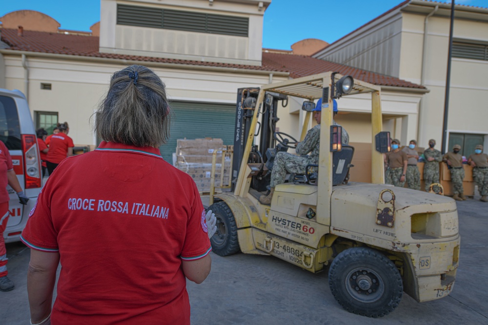 NAS Sigonella receives Red Cross donations
