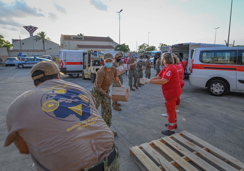 NAS Sigonella receives Red Cross donations