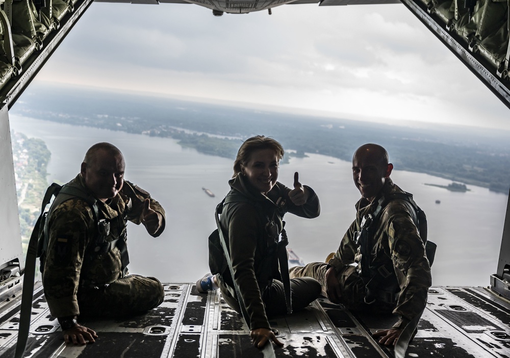 MC-130J Commando II Flies a Low-level Over Kyiv