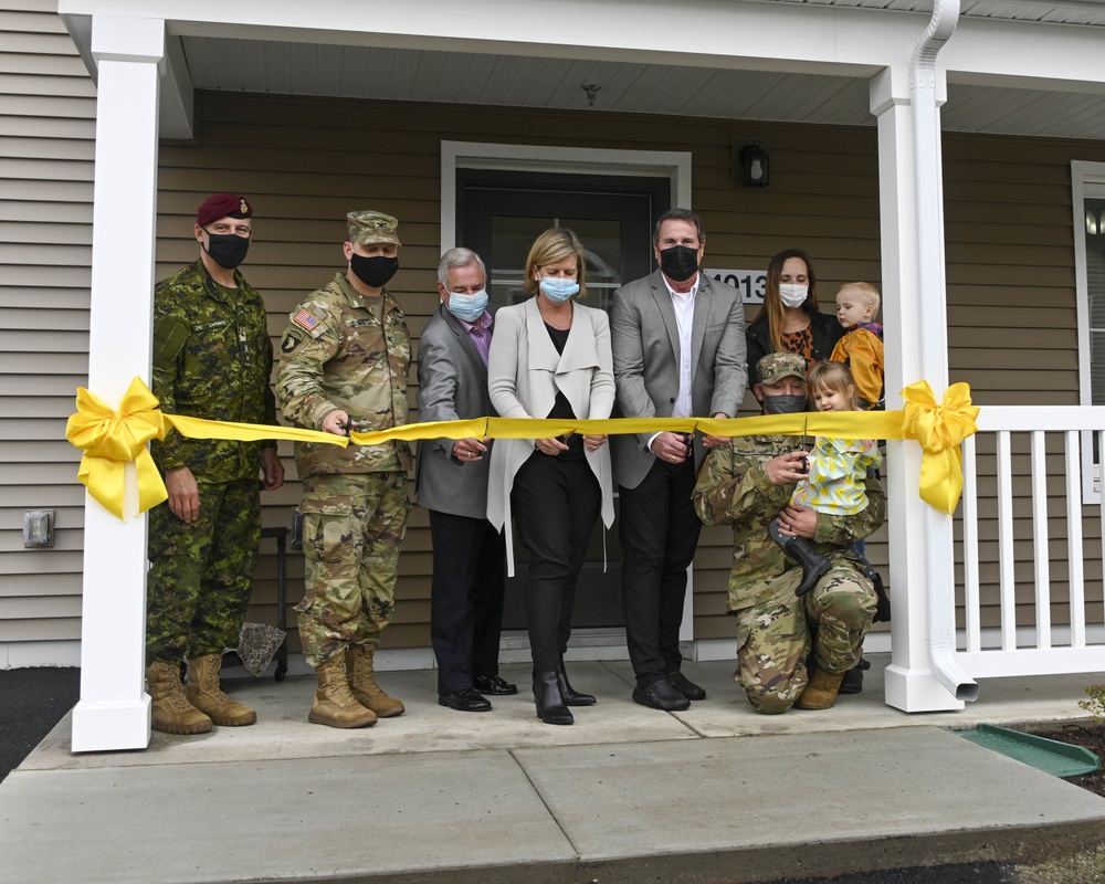 North Haven opens 32 new homes on Fort Wainwright