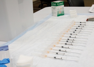 Mobilized Soldiers Volunteer for COVID-19 Vaccination