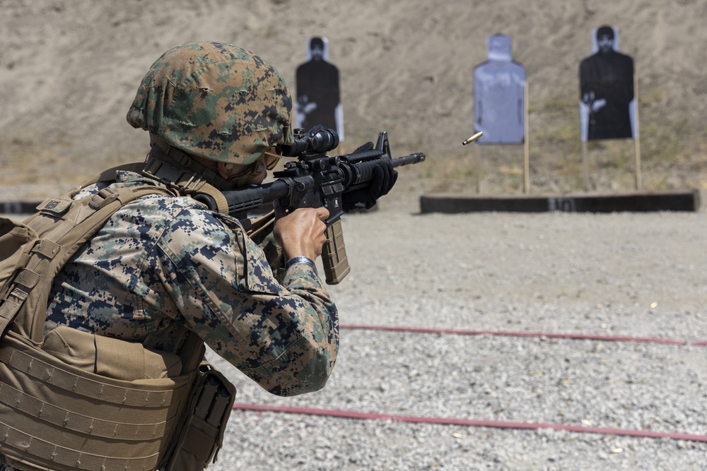 MACS-1 Marines conduct an FEX on Marine Corps Base Camp Pendleton