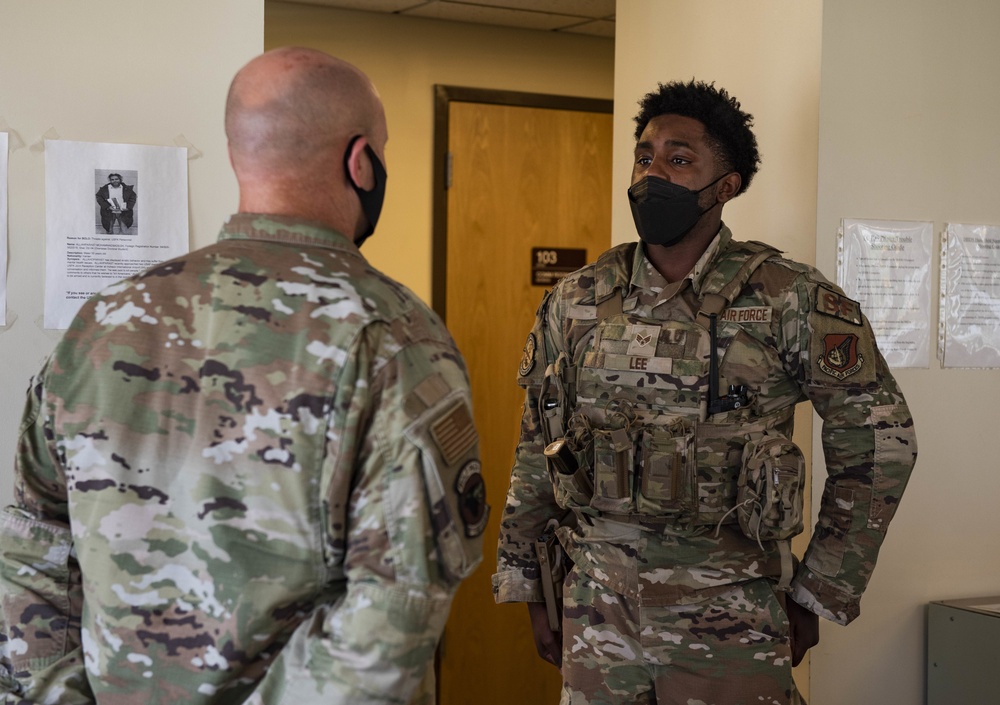 8 SFS, Wolf Chief integrate to defend the base