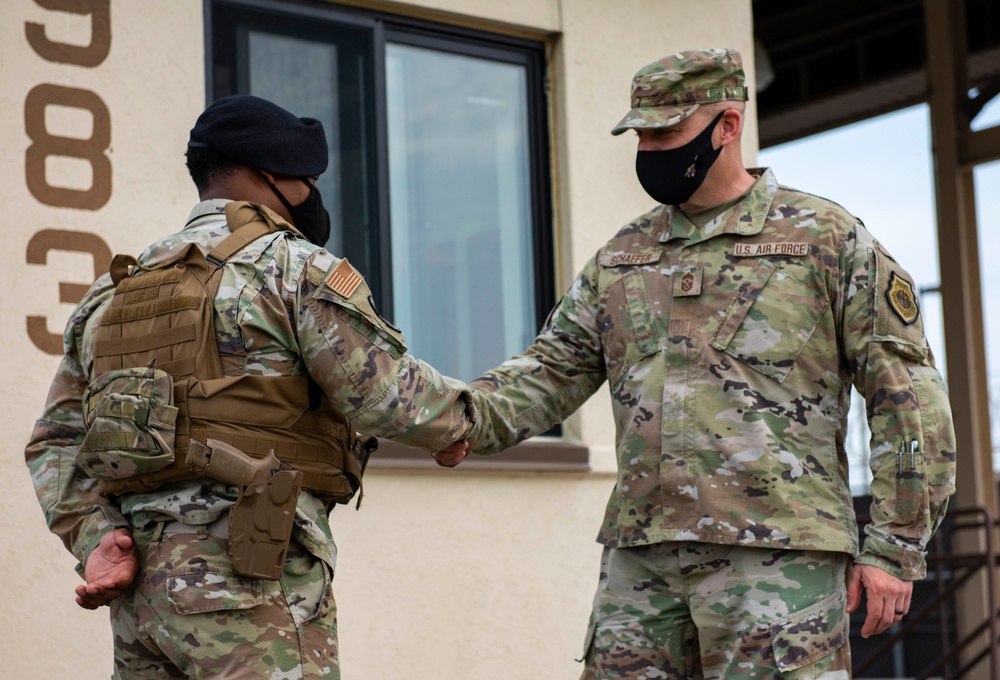 8 SFS, Wolf Chief integrate to defend the base