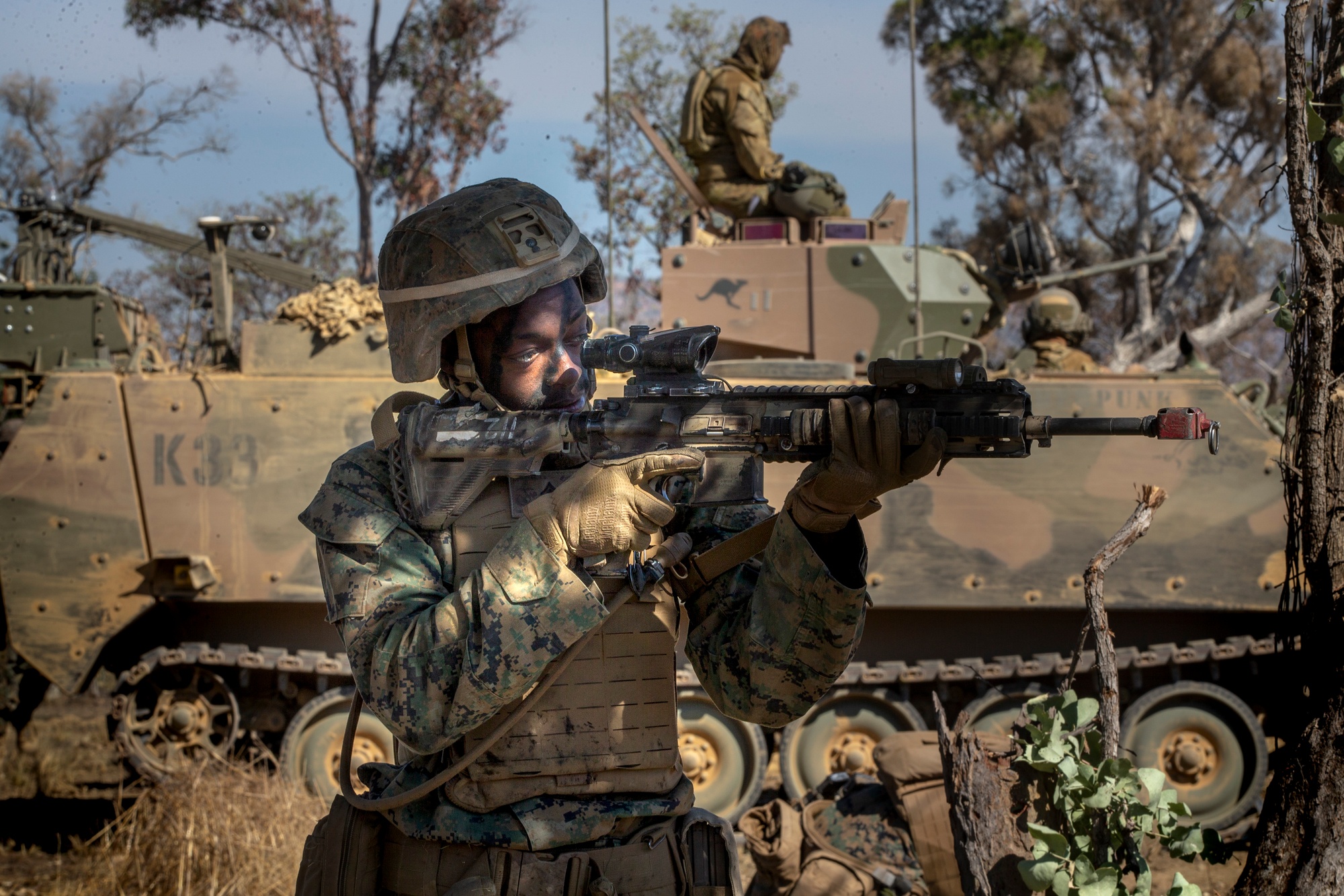 DVIDS - Images - Marines and Australian conduct a mechanized