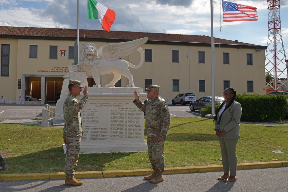 SETAF-AF commander re-enlists SETAF-AF NCO